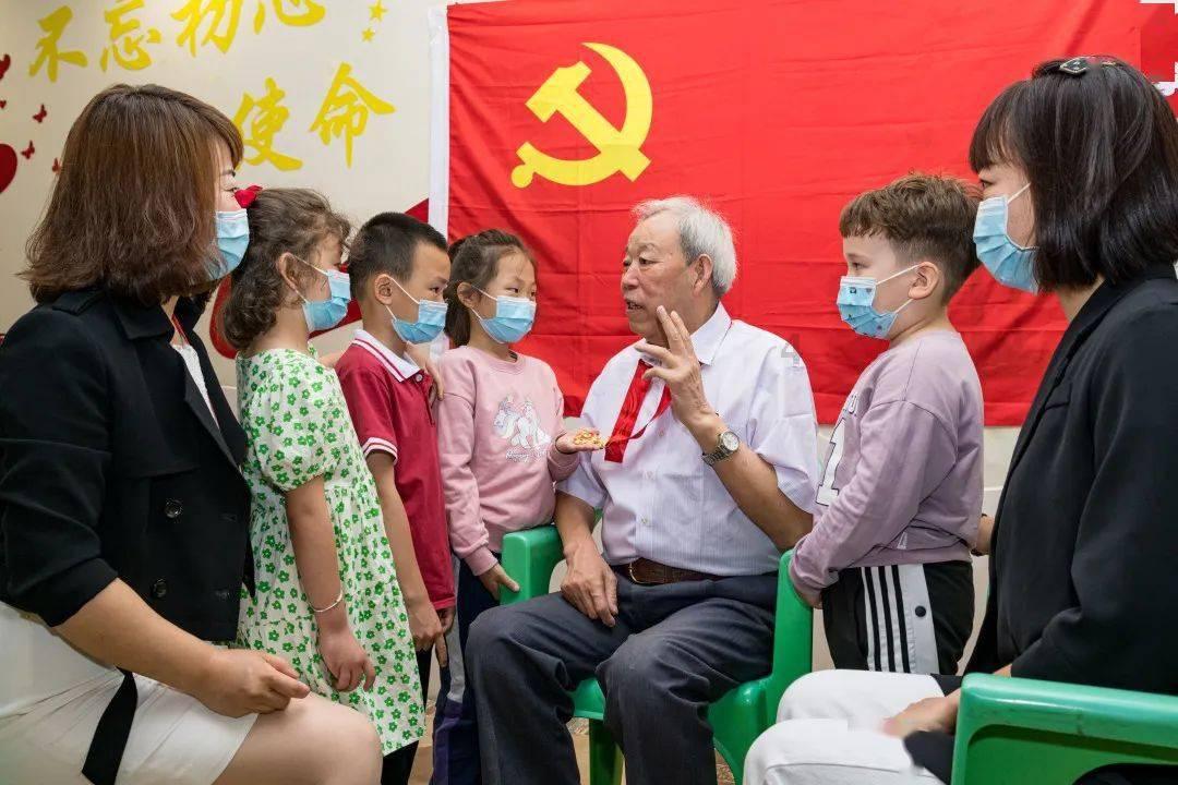 沈梦辰腰椎骨头断裂无法复位！仍坚持完成高难度打戏